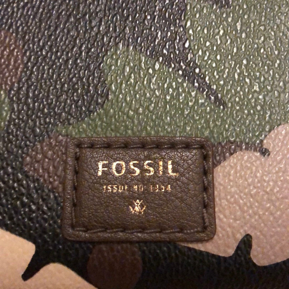 Fossil Wallet Leaves Print Size Os Color Brown Gr… - image 3